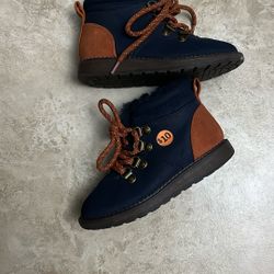 Size 9 Boys Warm Waterproof Boots