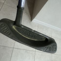 Ping Zing Putter In Right Handed 