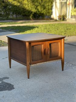Lane Mid Century Modern Side Table
