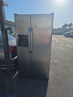 Fridge 50 bucks