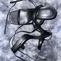 BP Lace-up Heel 
