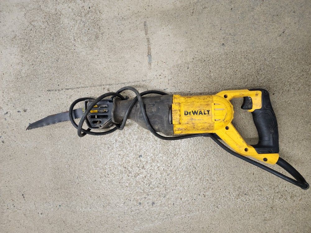 DEWALT SAWZALL