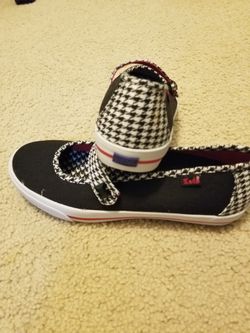 Keds  Shoes.   Womens Size 7