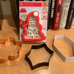 Set Of 4 Cookie Cutters Santa Flower Spider Web Coffin $5