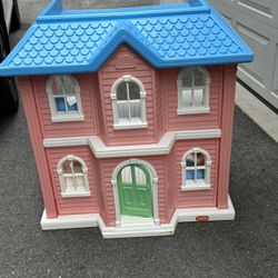 Doll House 