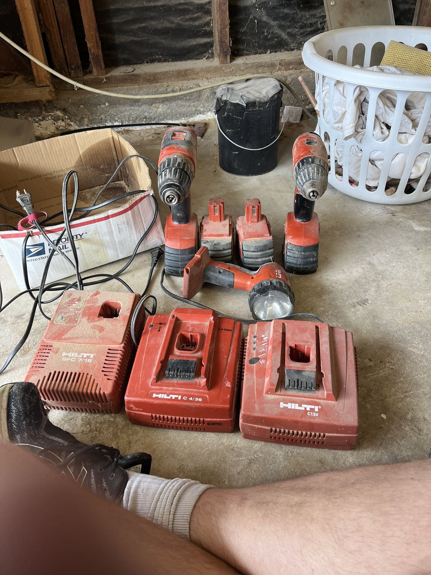 hilti 15.6v drills, batteries,and light