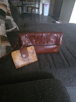 Patricia Nash Clutch And Wallett