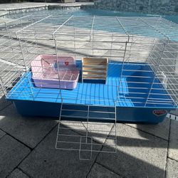 Almost New!! Kaytee Large Cage and Gate Guinea Pig, Chinchillas, Rubbit Bunny hamster, and Small Animal 