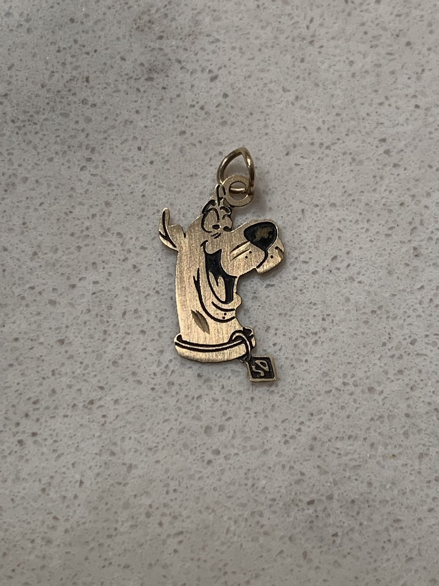 Circa 1980s Vintage Scooby-Doo Head Charm in 14 Karat Yellow Gold