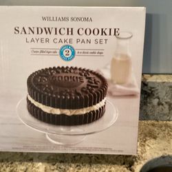 Williams Sonoma 9" Round Sandwich Cookie Cake Pan Set Nonstick Cast Aluminum - Brand New 