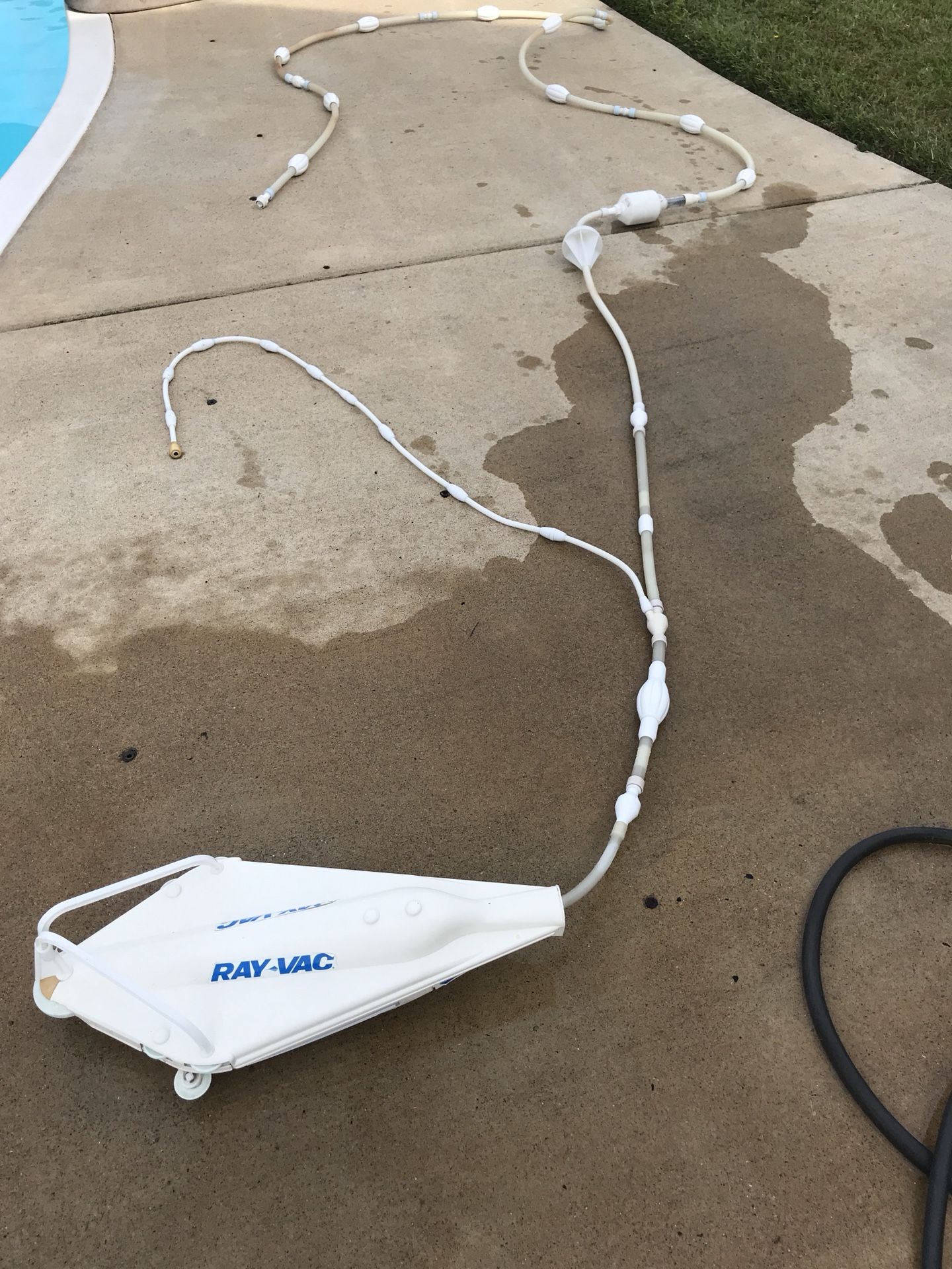 Automatic pool cleaner Ray-Vac