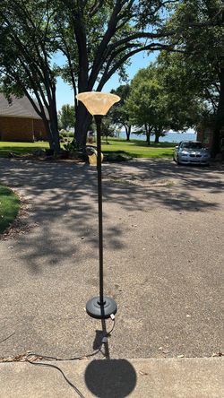 Floor lamp