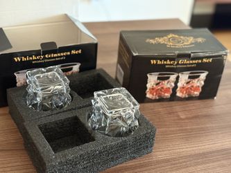 Paracity Whisky Glasses 