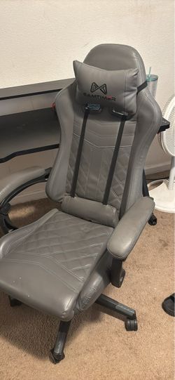 Gaming chair