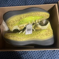 Yeezy 380 boost 'Hylte' BRAND NEW
