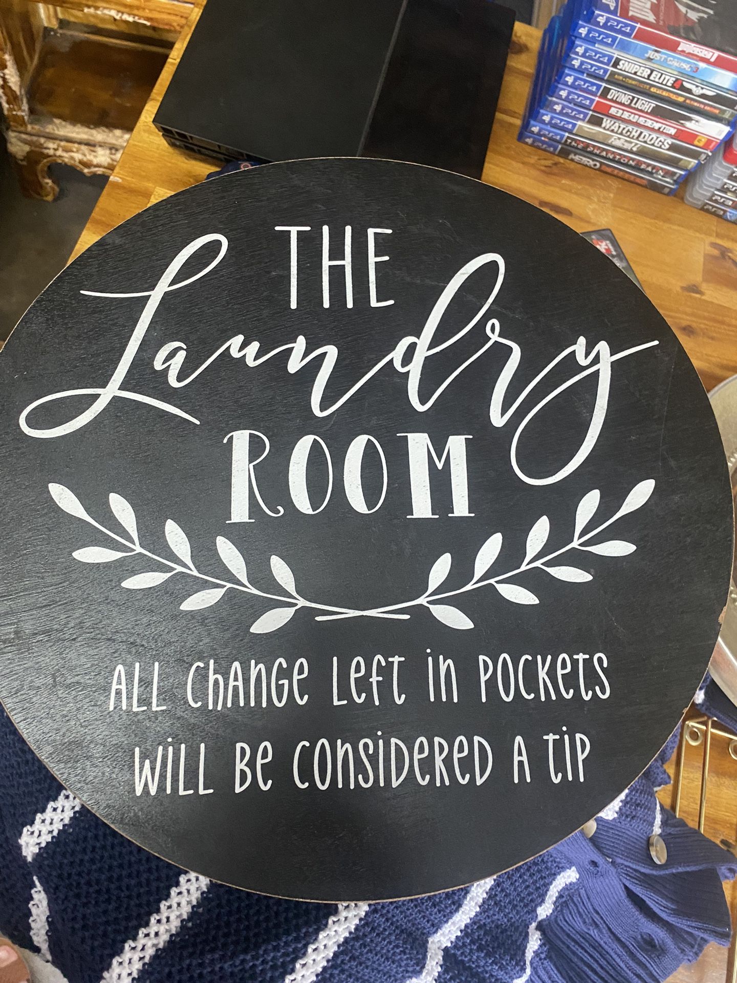 Laundry Sign