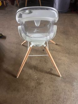 Munchkin 360 Cloud Baby High Chair