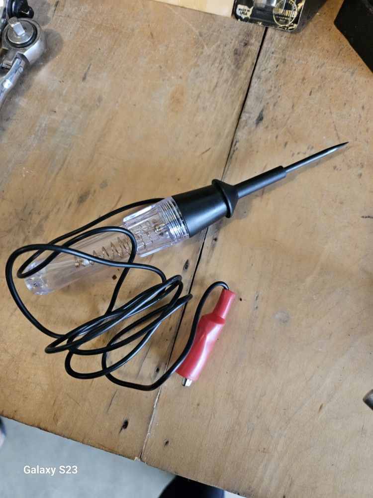 Low Voltage Circuit Tester