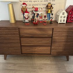 Wooden Console 63,