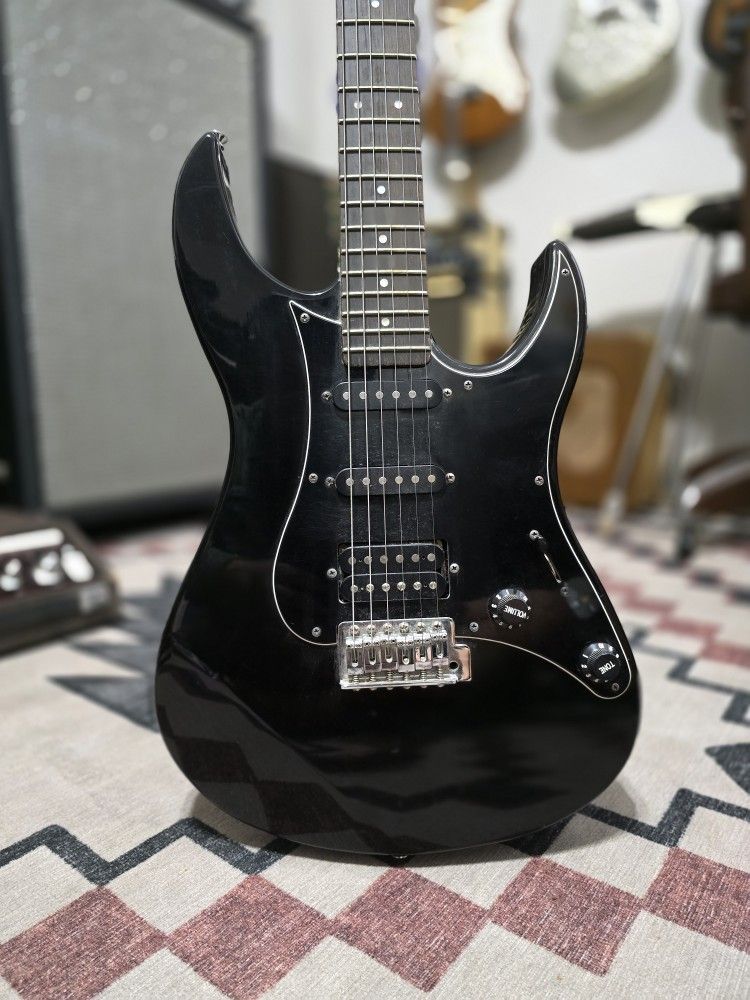 Yamaha RGZ112P 1990's Black Electric Guitar for Sale in Yamaha RGZ112P 1990's Black Electric Guitar for Sale in