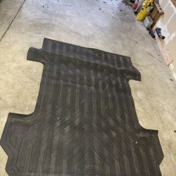Husky Bed Mat For Chevy/GMC 2500/3(contact info removed)+