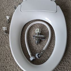 Genie Bidet (elongated)