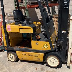 Yale Forklift For Sale Need Battery 