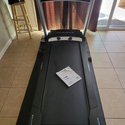 Nordick Track EXP 7i Treadmill