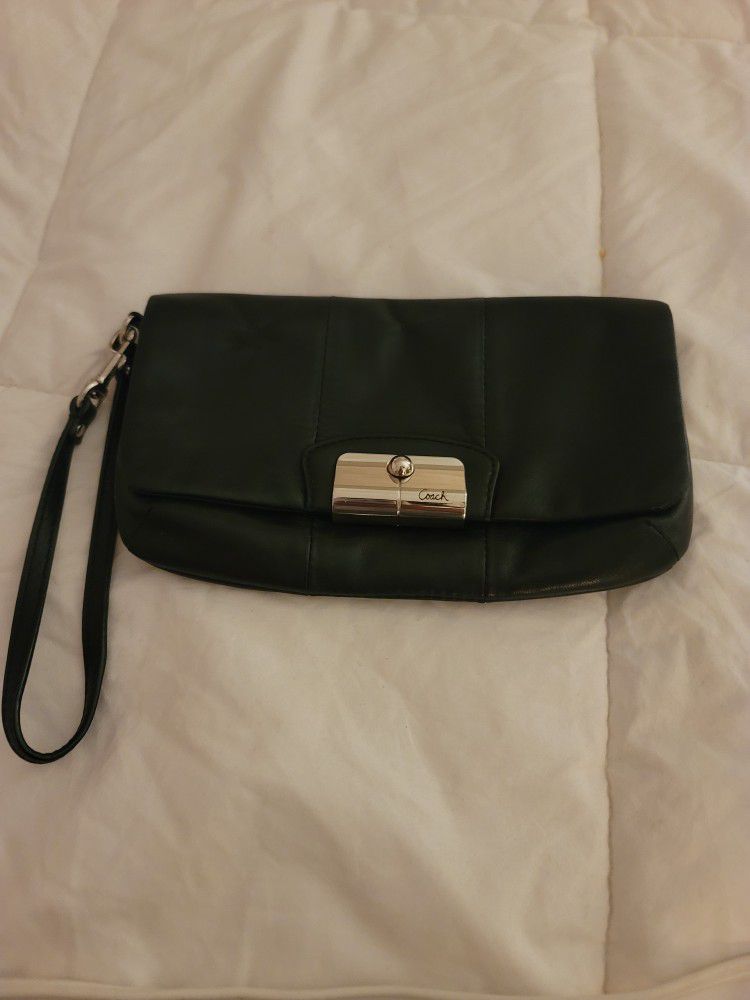 Genuine Leather COACH designer Clutch Handbag Purse 