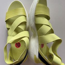 Sorel Explorer Blitz Multistrap Sandals Womens 10 Yellow NEW