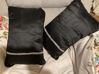 New 2 Black satin Throw Pillows With rhinestones… Read Description 