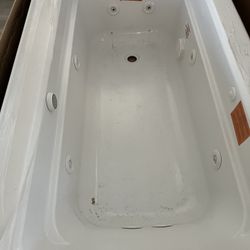 Kohler Jacuzzi Bathtub 60”x32” New