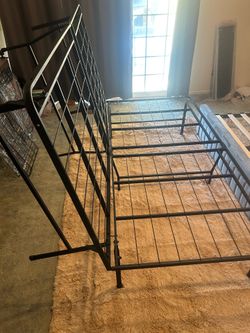 Zinus Bed frame
