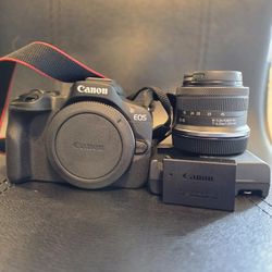 Canon EOS R50 w/ RF-S 18-45mm
IS STM Kit