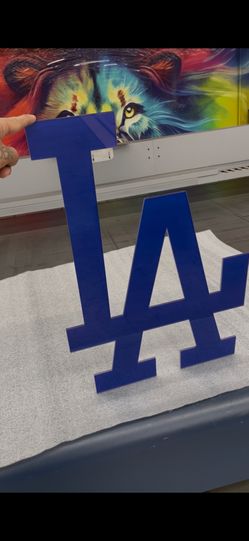LA logo (plexiglass)
