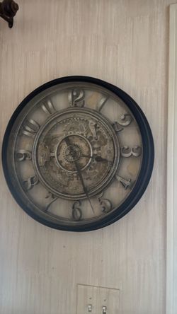 Mechanical gears clock