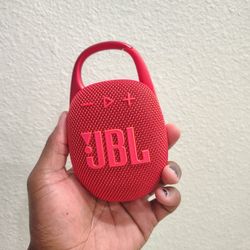 JBL Clip 5 