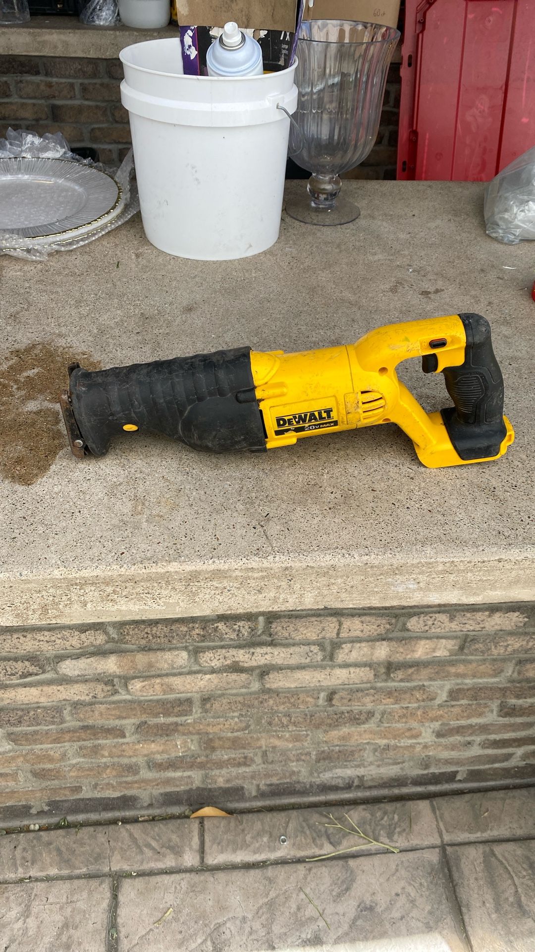 Dewalt 20Vmax Sawzall