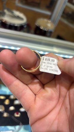 Men’s 10k wedding ring