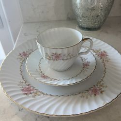 8 Pc Vintage China Set, Mikasa Brand