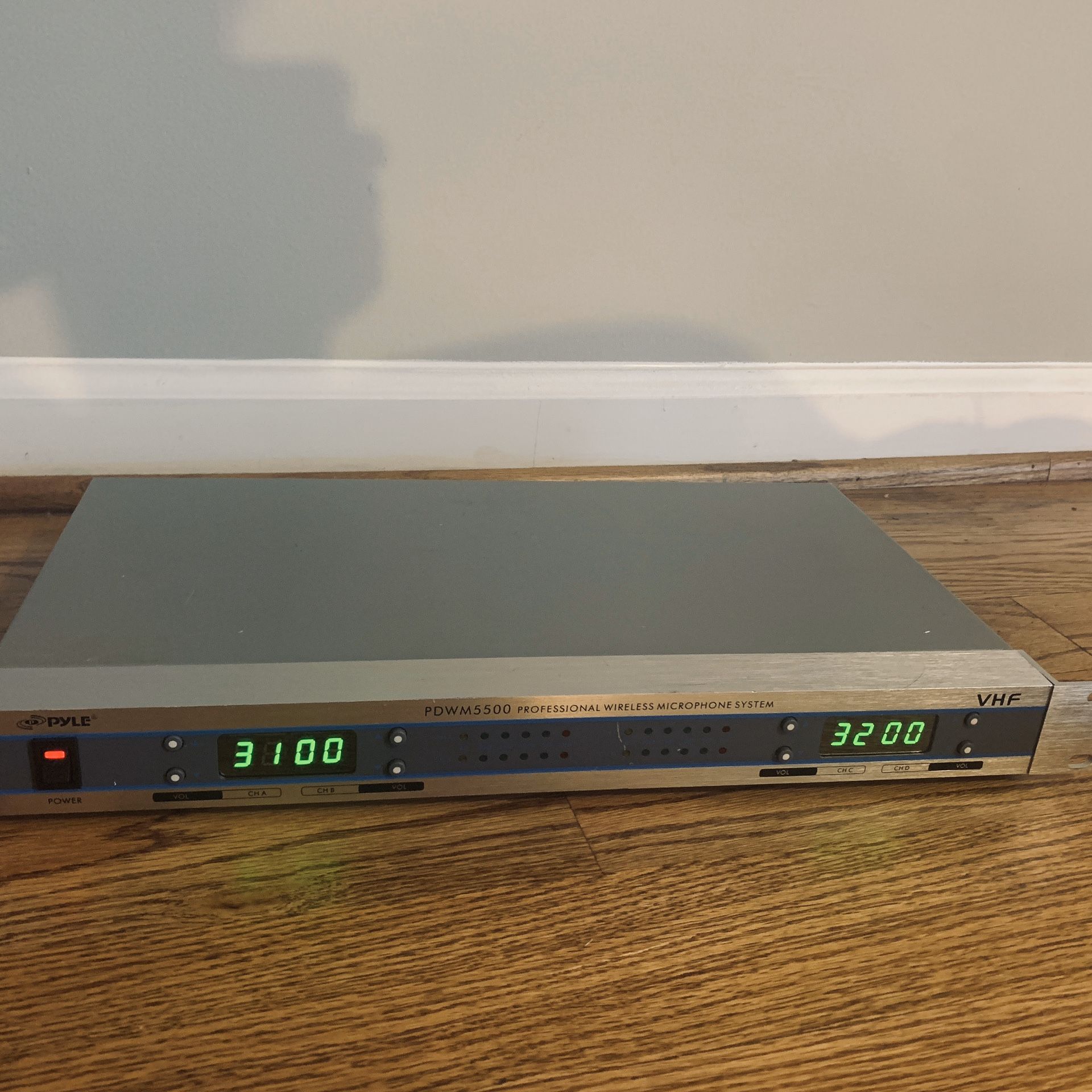 Pyle PDWM5500 VHF Wireless Microphone System RECEIVER
