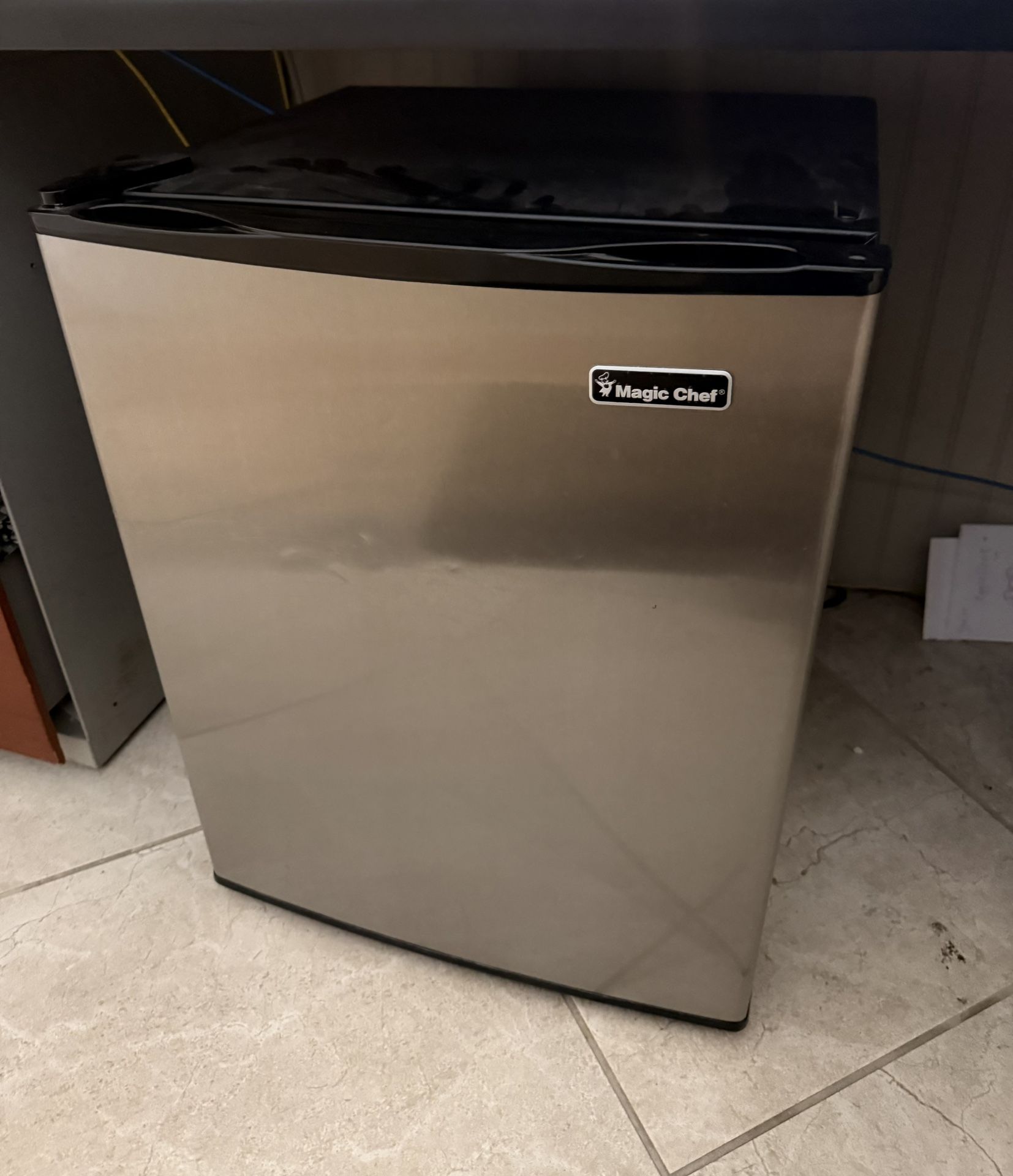 Magic Chef Mini Fridge
