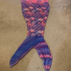Mermaid tail blanket 