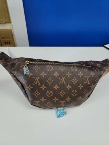 LV Monogram Fanny Pack Belt Bag for Sale in Houston, TX - OfferUp
