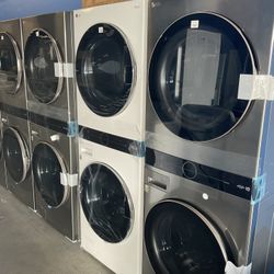 New Lg scratch And Dent Washer And Dryer Tower