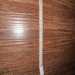 925S & VVS MOISSANITE 9MM CUBAN BRACELET