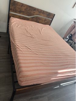 Queen bed frame for sale, can deliver