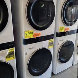 LG ThinQ WashTower Single Unit Front Load Washer 4.5 Cubic Feet Dryer 7.4 Cubic Feet  NQ