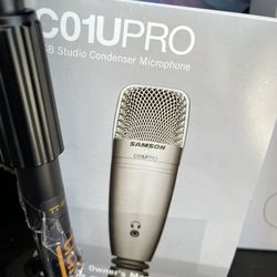 USB Studio Condenser Microphone + Desktop Mic Stand | Silver