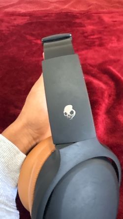Skullcandy headphones